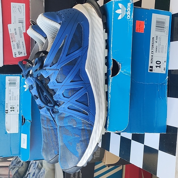 Adidas - Picture 6 of 6